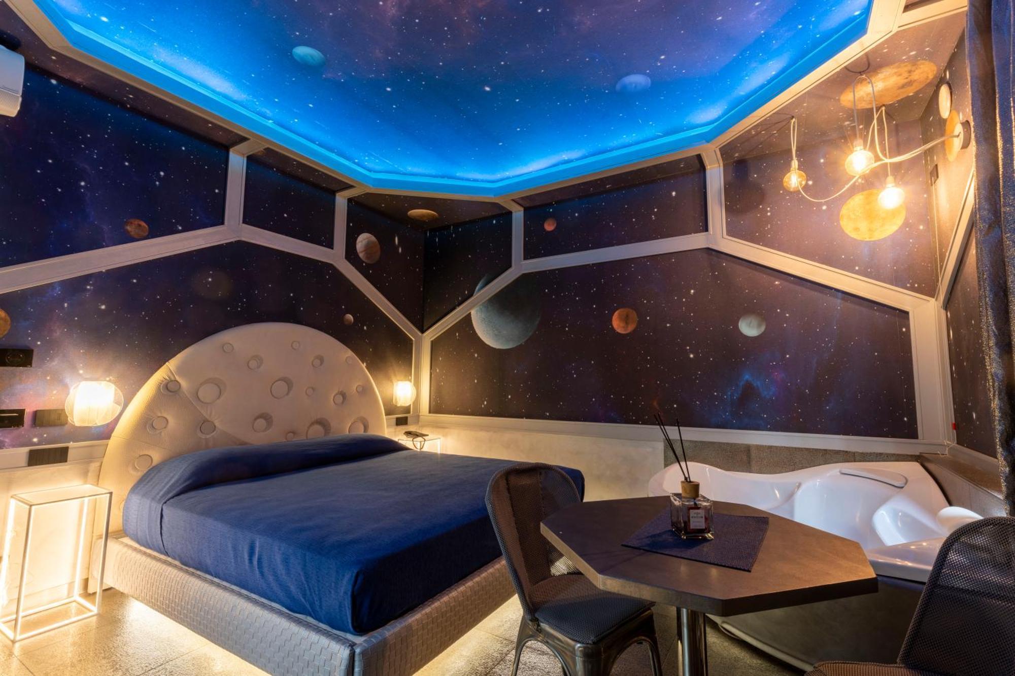 Dreams Hotel 3*